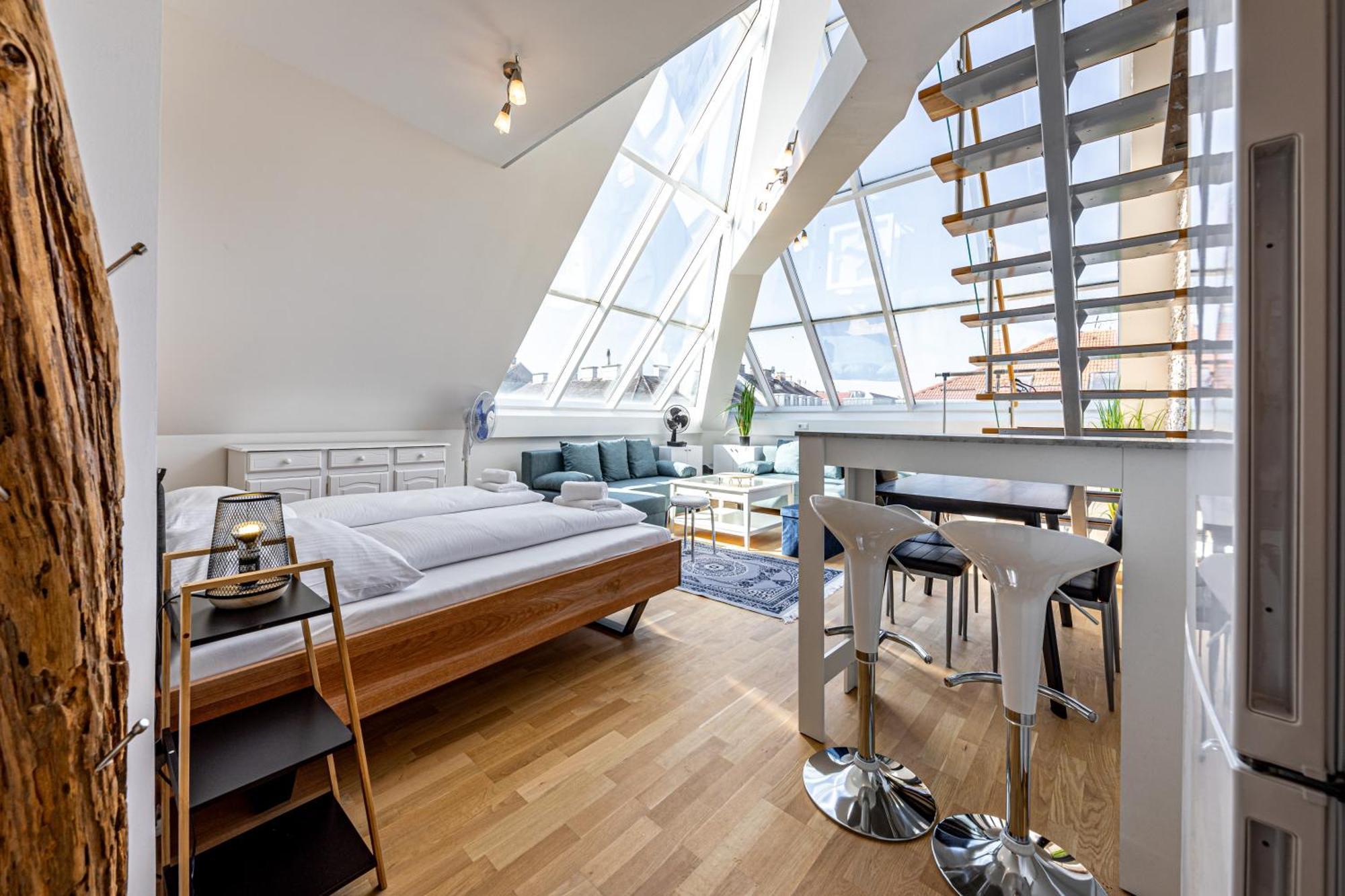 Penthouse Suites By Jr City Apartments Vienna Exterior photo